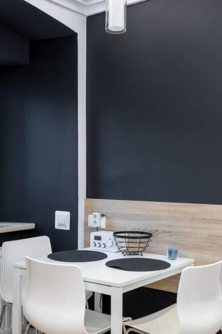 Studio With Garden - Wawel Neighborhood Apartment *